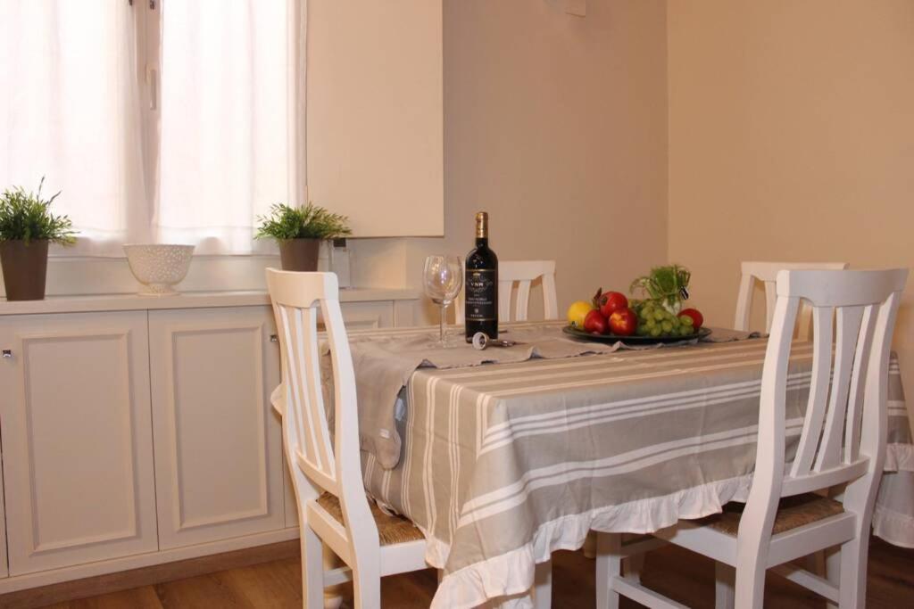 Art Apartment Santa Croce Suite Florence Exterior photo
